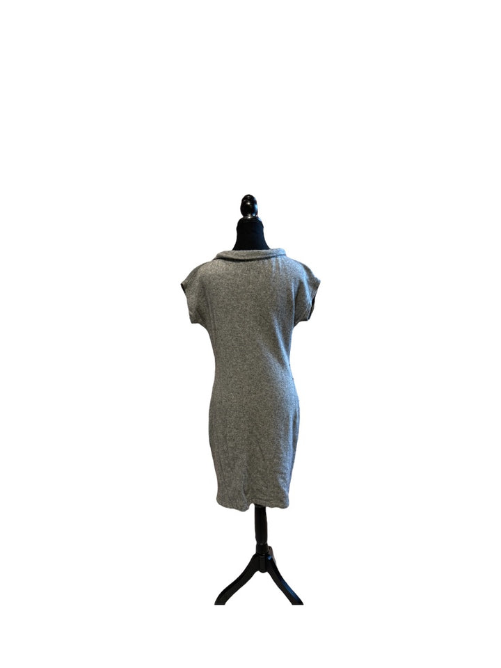 Robe HUGO BOSS grise, petite