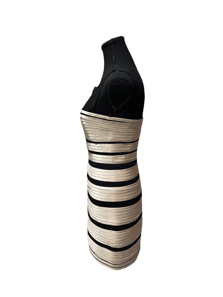 Beige et Noir BCBG Robes, 4