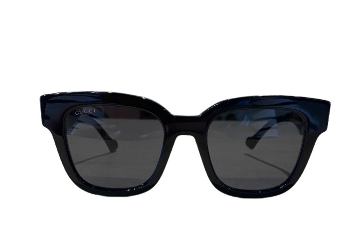 Lunettes de soleil GUCCI noires