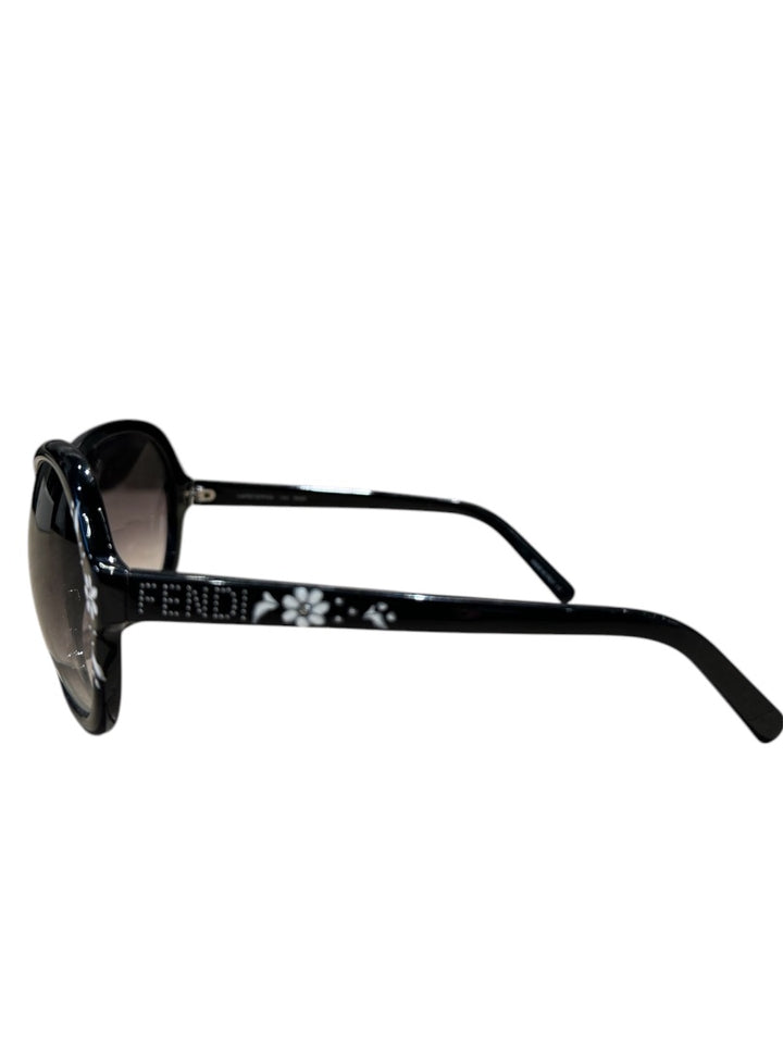 Lunettes de soleil FENDI
