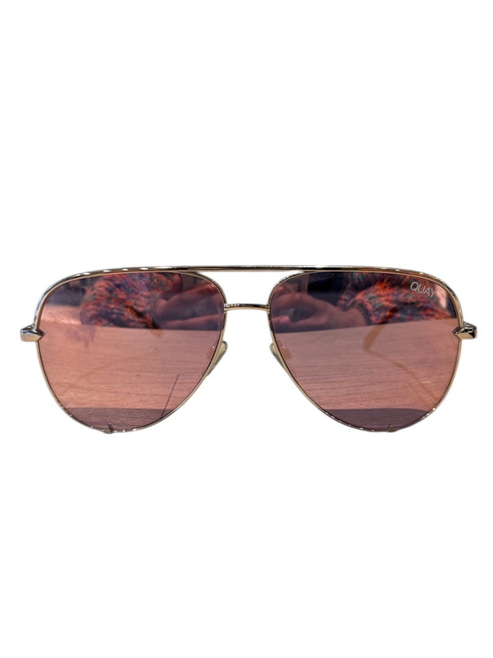 Rose QUAY AUSTRALIA x DESI PERKINS Lunettes de Soleil